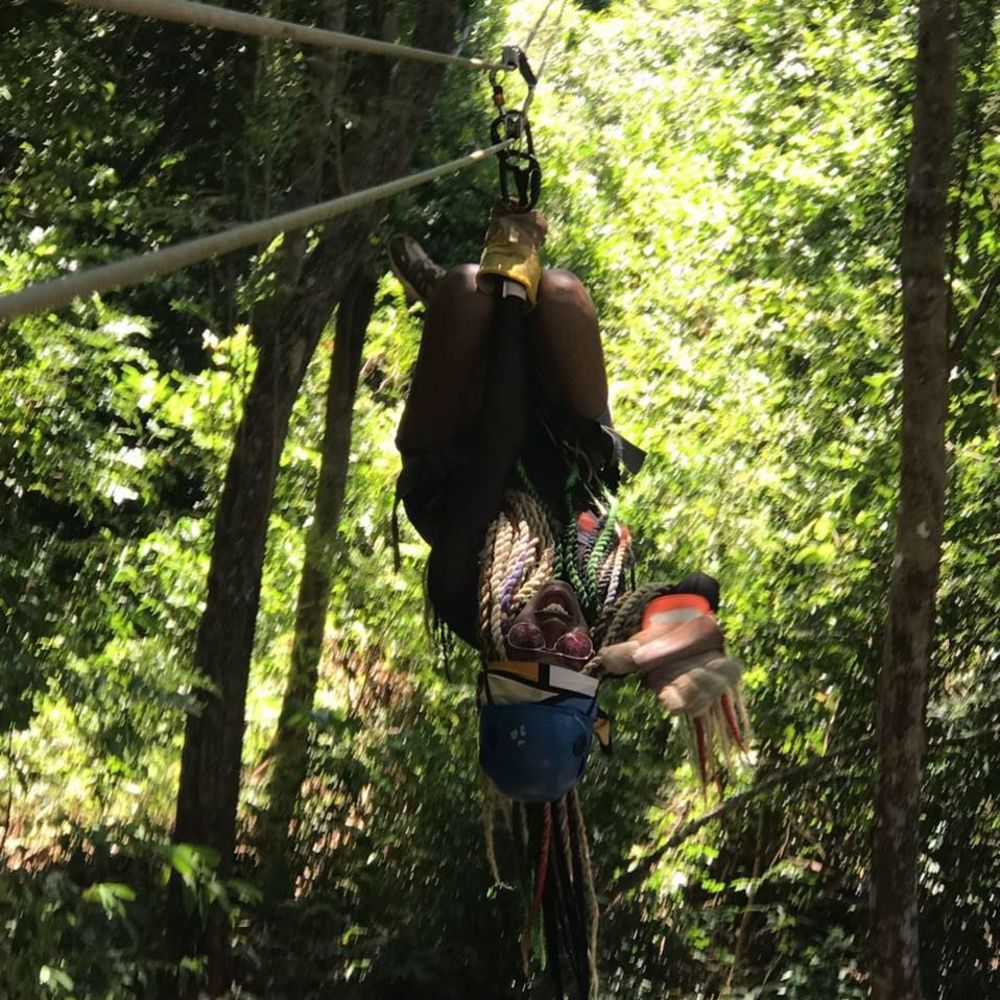 Meet your Posher, Chellez